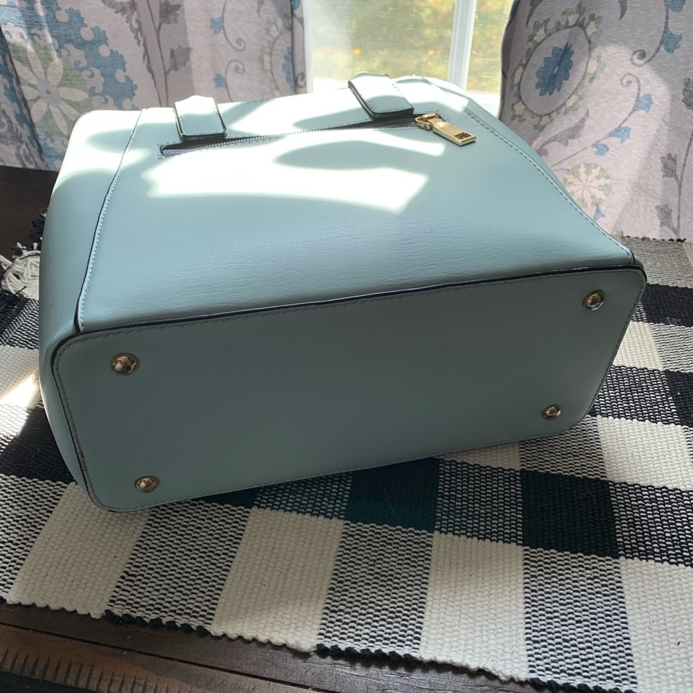 Handbag - Picture 5 of 8